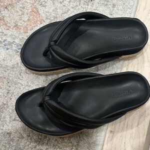 Vince Black Leather Women's Sandals